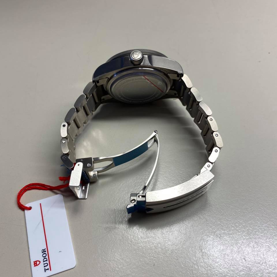 TUDOR PELAGOS 25600TB-001 TUDOR PELAGOS 25600TB-001