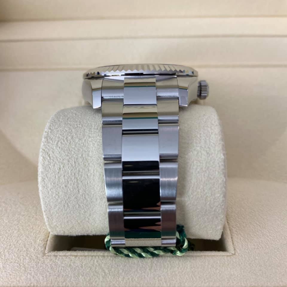ROLEX Sky-Dweller 326934 ( Blue Dial ) ROLEX Sky-Dweller 326934 ( Blue Dial )