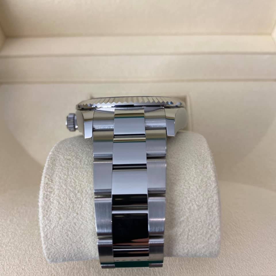 ROLEX Sky-Dweller 326934 ( Blue Dial ) ROLEX Sky-Dweller 326934 ( Blue Dial )