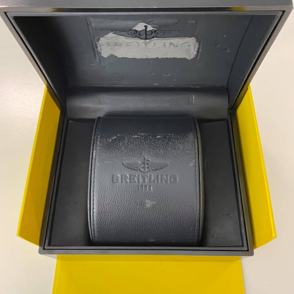 BREITLING Avenger Seawolf A17330 BREITLING Avenger Seawolf A17330