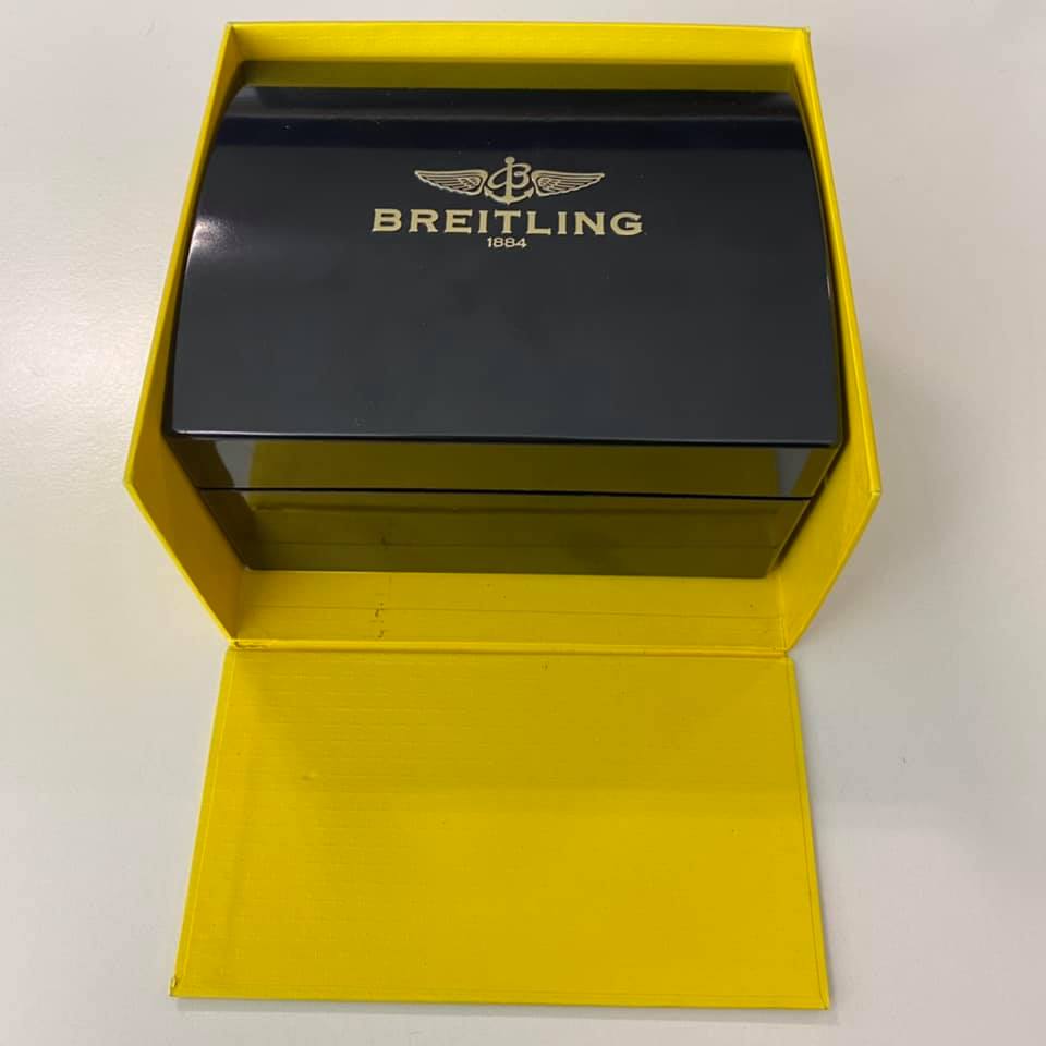 BREITLING Avenger Seawolf A17330 BREITLING Avenger Seawolf A17330