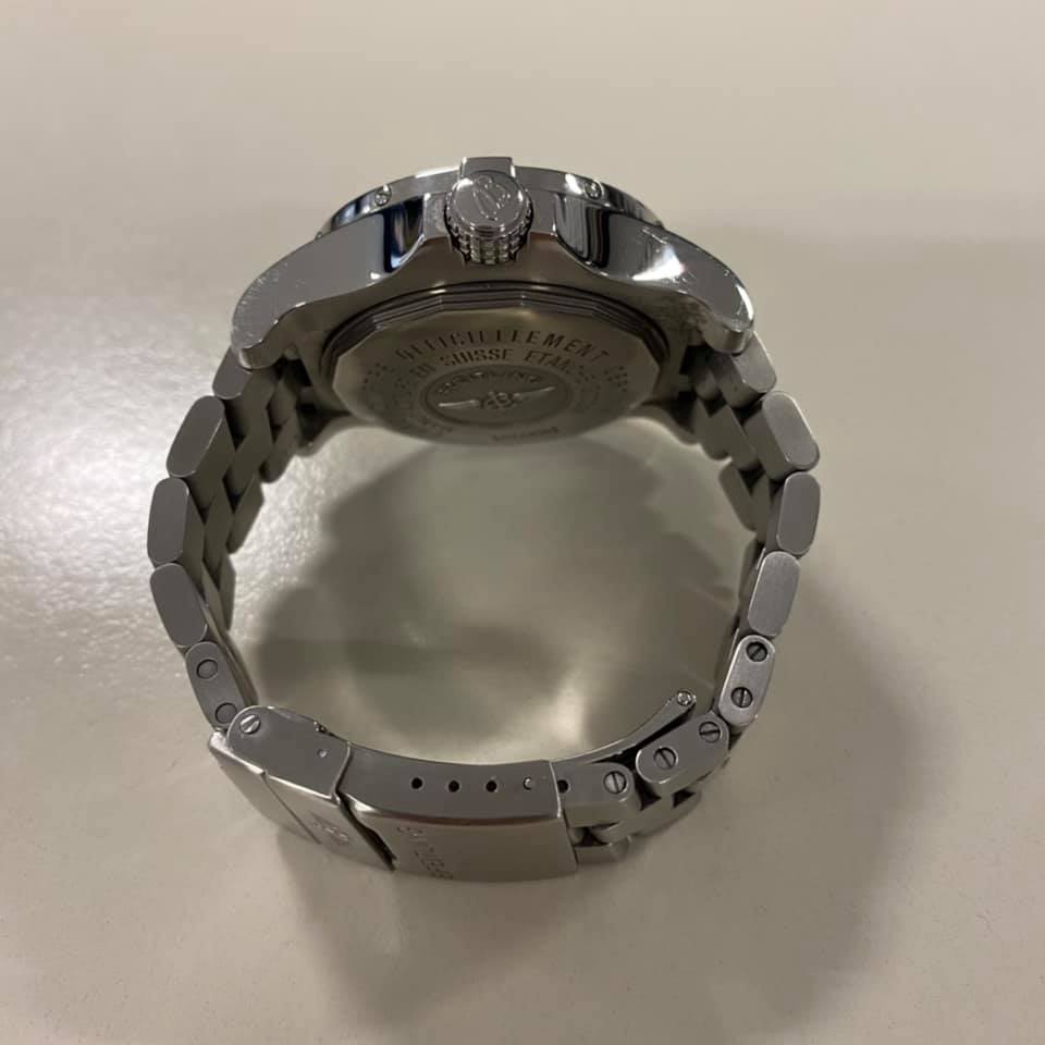 BREITLING Avenger Seawolf A17330 BREITLING Avenger Seawolf A17330