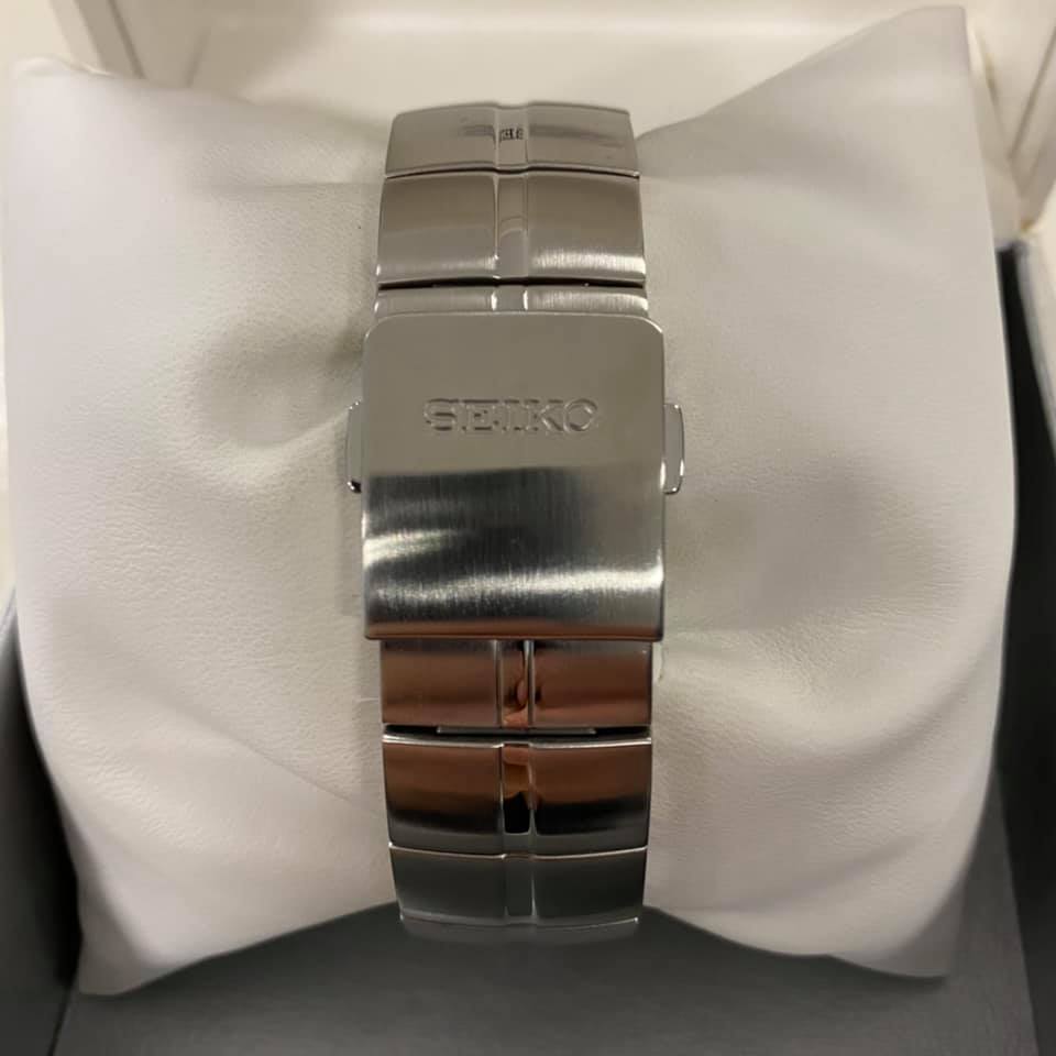 SEIKO Arctura Kinetic Chronograph SNL023P1 SEIKO Arctura Kinetic Chronograph SNL023P1